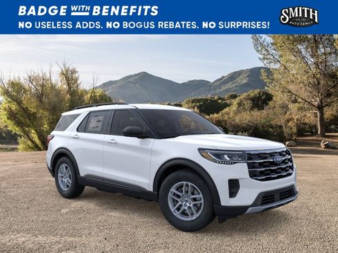 New 2026 Ford Explorer Active RWD image 8