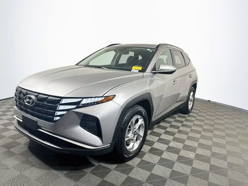 Used 2024 Hyundai Tucson SEL FWD image 4