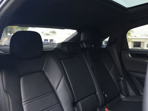 Certified 2026 Porsche Cayenne GTS AWD/4WD image 30