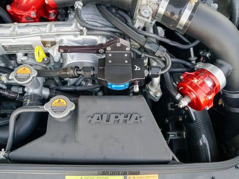 Used 2014 Nissan GT-R Premium w/ Premium Interior Package image 19