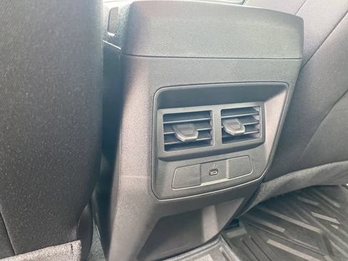 Used 2024 Chevrolet Colorado LT w/ LT Convenience Package AWD/4WD image 19