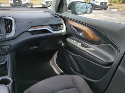 Used 2020 GMC Terrain SLE w/ Driver Convenience Package image 17