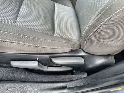 Used 2016 Toyota Corolla LE image 12