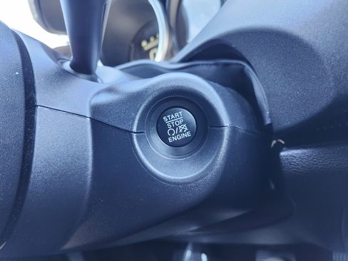 Used 2017 FIAT 500X Trekking FWD image 9