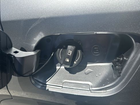 Used 2025 Kia Seltos EX w/ EX Sunroof Package image 32