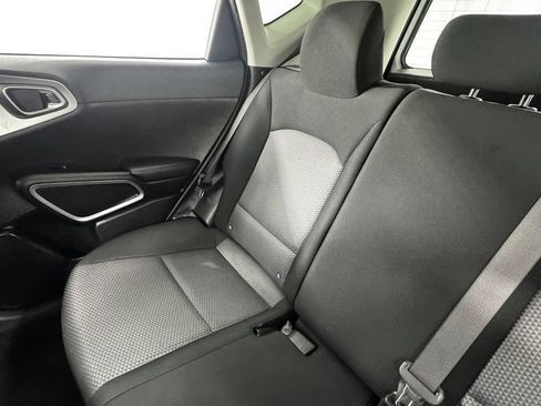 Used 2022 Kia Soul LX w/ Technology Package FWD image 15