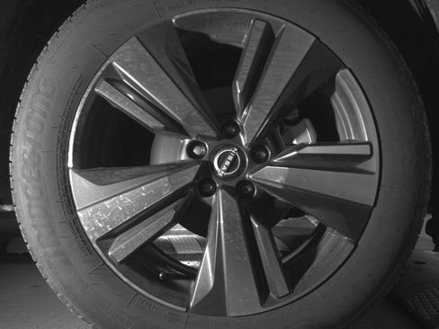 Used 2026 Nissan Rogue SL FWD image 13