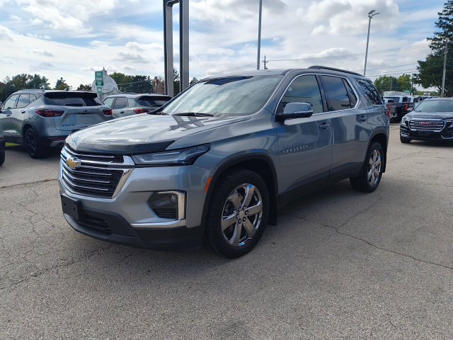 Used 2024 Chevrolet Traverse LT AWD/4WD image 2