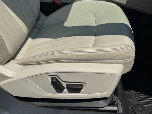 Used 2019 Audi A6 3.0T Premium Plus w/ Premium Plus Package AWD/4WD image 26
