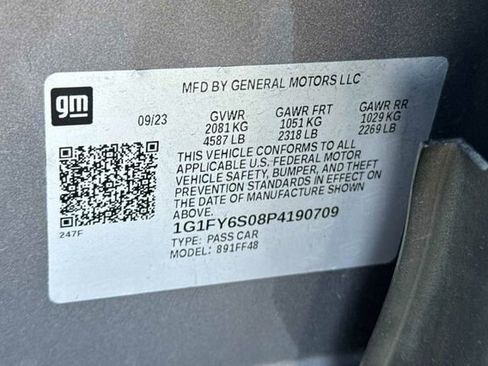 Used 2023 Chevrolet Bolt EUV LT w/ Driver Confidence Package image 28