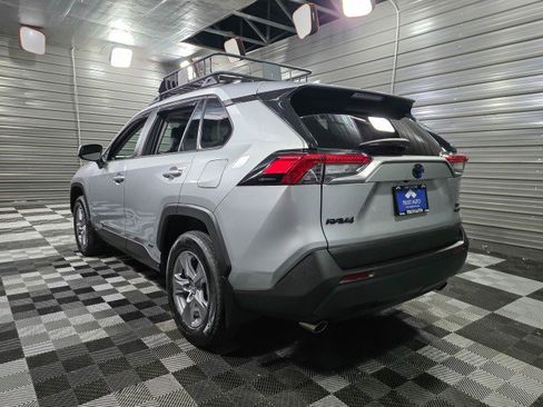 Used 2023 Toyota RAV4 XLE w/ Convenience Package image 7