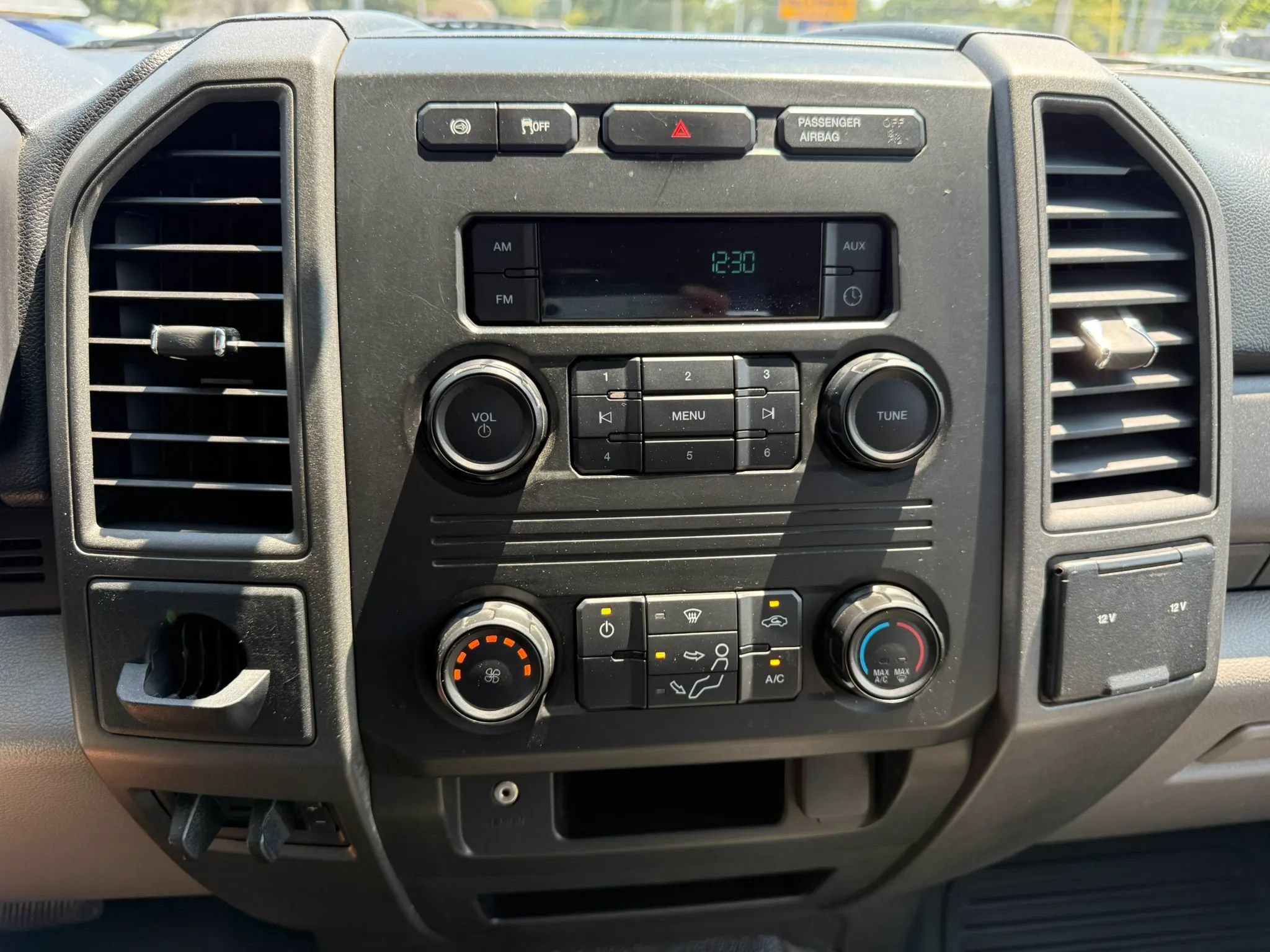 Used 2019 Ford F350 XL RWD image 19