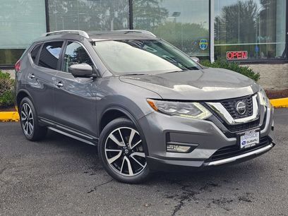 Used 2018 Nissan Rogue SL w/ Premium Package