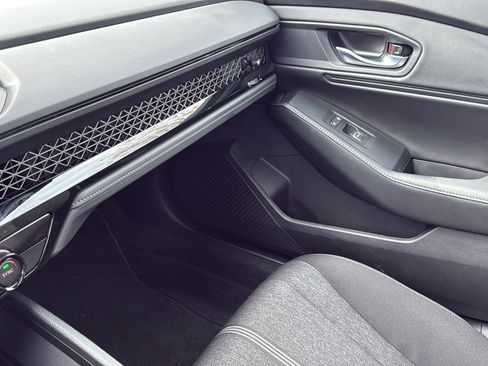 Used 2024 Honda Accord Sport image 25