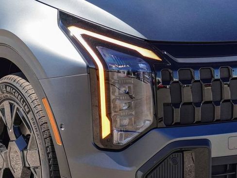 New 2026 Kia Sportage X-Line Prestige image 9