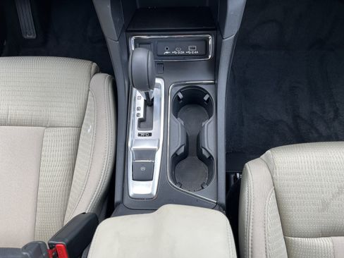 Used 2025 Subaru Ascent Premium AWD/4WD image 27