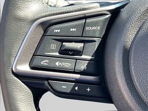 Certified 2025 Subaru Outback Limited image 34