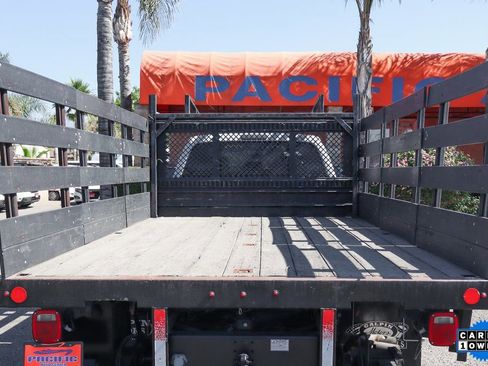 Used 2016 Ford F550 4x4 Crew Cab Super Duty image 9