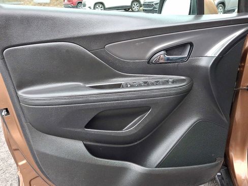 Used 2017 Buick Encore Essence image 12