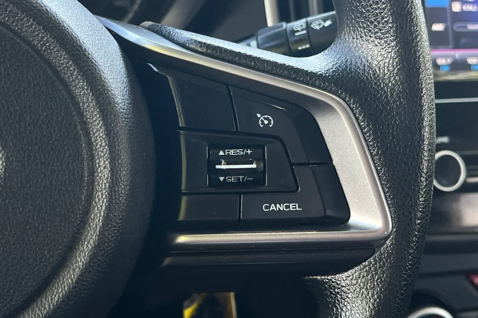 Used 2020 Subaru Crosstrek 2.0i AWD/4WD image 28
