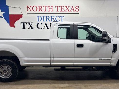 Used 2022 Ford F250 XL w/ Power Equipment Group AWD/4WD image 4