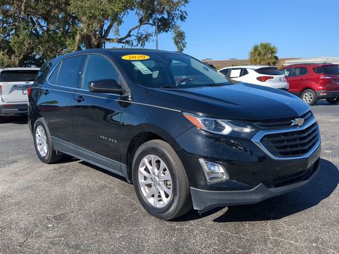 Used 2020 Chevrolet Equinox LT w/ Driver Convenience Package image 2