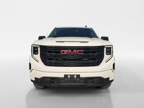 Used 2024 GMC Sierra 1500 Pro w/ Graphite Edition image 8