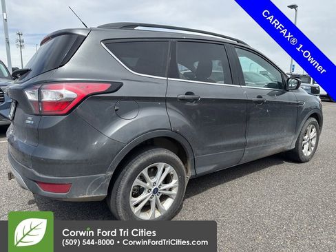 Used 2018 Ford Escape SE AWD/4WD image 7