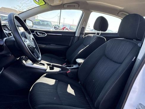 Used 2019 Nissan Sentra SV image 14