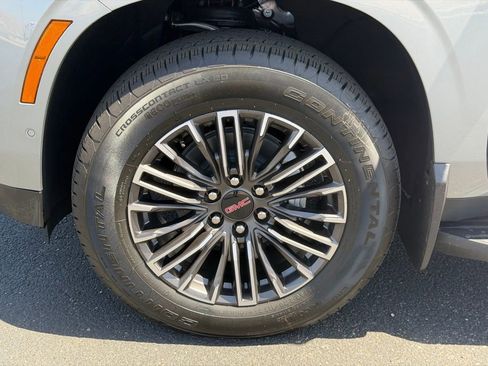 New 2026 GMC Yukon Elevation w/ LPO, Get Active Package RWD image 9