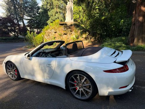 Used 2013 Porsche 911 Carrera S RWD image 4