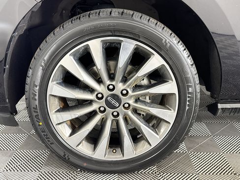 Used 2020 Lincoln Navigator Reserve w/ Luxury Package AWD/4WD image 36