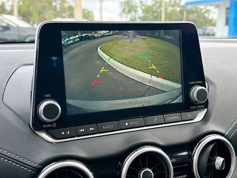 Used 2024 Nissan Sentra SV image 14