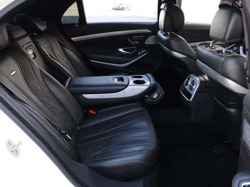 Used 2015 Mercedes-Benz S 63 AMG 4MATIC Sedan image 31
