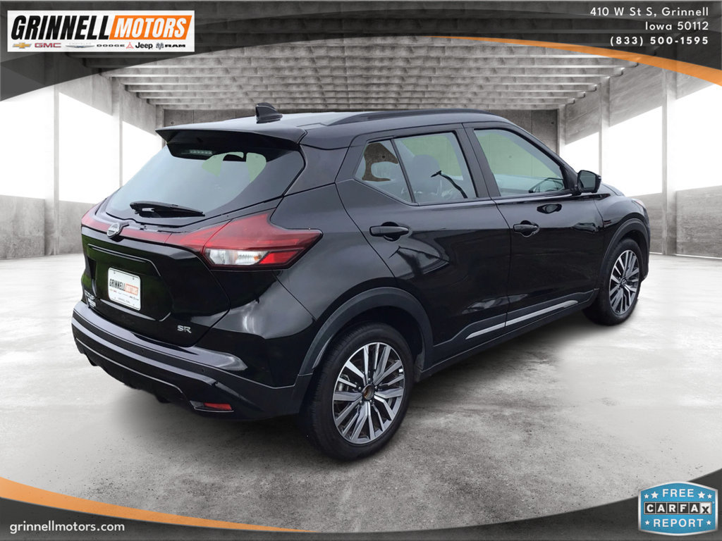 Used 2024 Nissan Kicks SR FWD image 5
