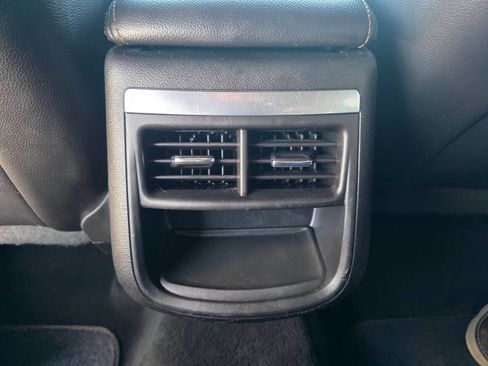 Used 2017 Chevrolet Impala LT image 26