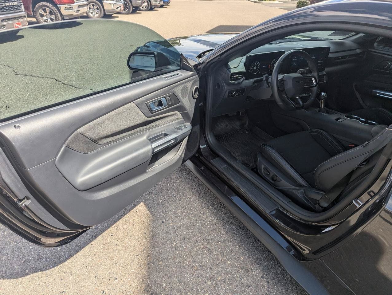 Used 2024 Ford Mustang Coupe RWD image 8