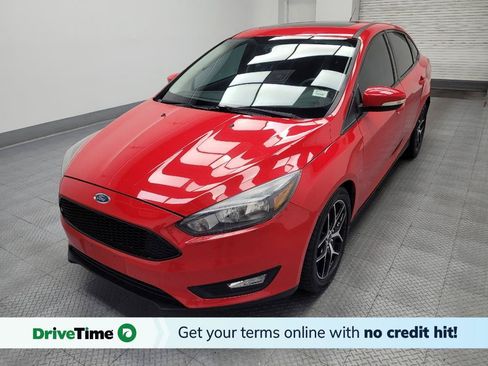 Used 2017 Ford Focus SEL FWD image 1