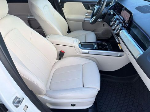 New 2026 Mercedes-Benz GLB 250 4MATIC image 31