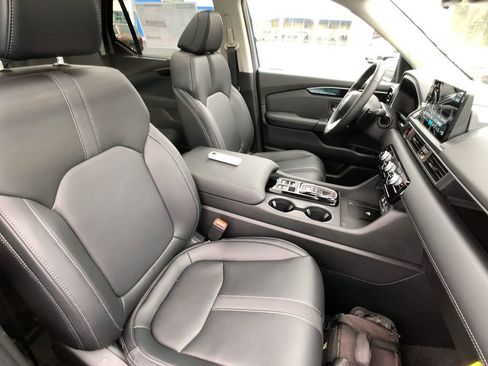 New 2025 Honda Pilot Touring image 26