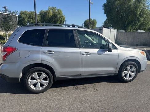 Used 2014 Subaru Forester 2.5i Premium w/ Popular Package #2 AWD/4WD image 6
