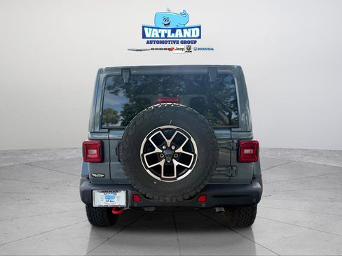 Used 2024 Jeep Wrangler Rubicon AWD/4WD image 4