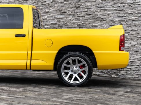 Used 2005 Dodge Ram 1500 Truck 4dr Quad Cab 140.5 WB image 16