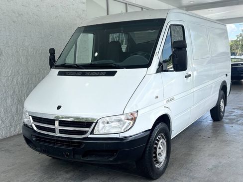 Used 2006 Dodge Sprinter 2500 w/ Window Group II RWD image 2