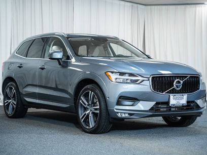 Used 2019 Volvo XC60 T6 Momentum w/ Advanced Package