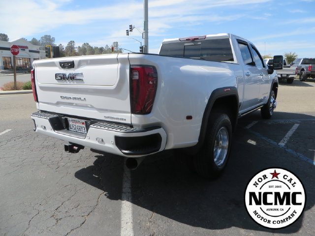 Used 2024 GMC Sierra 3500 Denali Ultimate AWD/4WD image 5