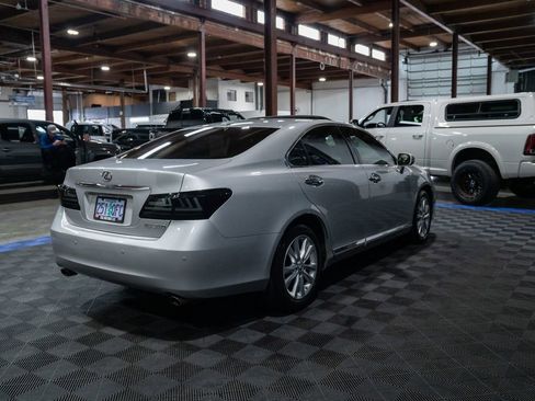 Used 2011 Lexus ES 350 FWD image 5