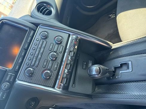 Used 2013 Nissan GT-R Premium image 17