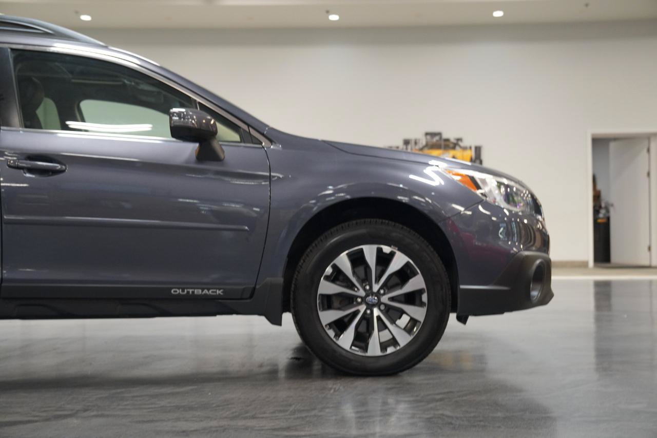 Used 2017 Subaru Outback 2.5i Limited AWD/4WD image 11