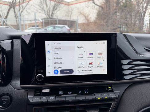 Used 2025 Toyota Camry LE image 21